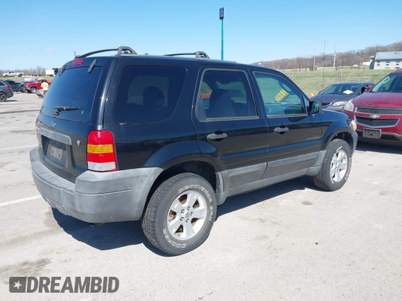 2005 Ford Escape XLT с VIN 1FMYU93135KB23105, выставлен на аукционе IAAI как лот 41849131 с пробегом 164 645 миль миль и . История ставок и продаж доступна на DreamBid. Изображение 4.
