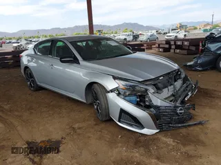 2024 Nissan Altima SR with VIN 1N4BL4CV5RN353127, listed as a IAAI auction lot 42772546 with 39,958 mi miles and . Bid and sale history available at DreamBid. Image 1.