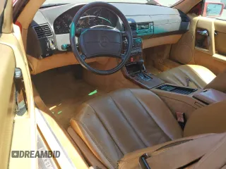 1991 Mercedes-Benz 300 z VIN WDBFA61E9MF014372, wystawiony jako Copart lot #58212605 z przebiegiem 222 677 mil mil oraz Szkoda całkowita • Salvage title. Historia ofert i sprzedaży dostępna na DreamBid. Obrazek 8.