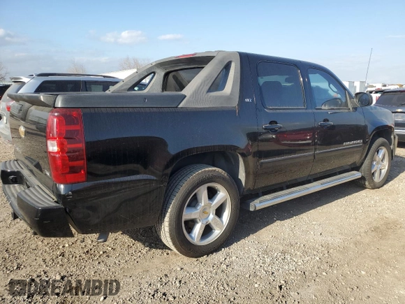 2007 Chevrolet Avalanche 1LT z VIN 3GNEC120X7G172663, wystawiony jako Copart lot #43789905 z przebiegiem 147 024 mil mil oraz Szkoda całkowita • Salvage title. Historia ofert i sprzedaży dostępna na DreamBid. Obrazek 3.