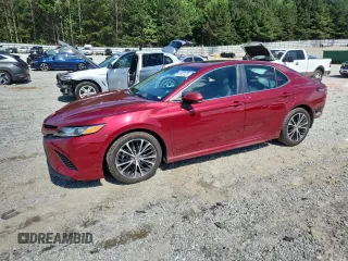 2018 Toyota Camry LE с VIN 4T1B11HK5JU588145, выставлен на аукционе Copart как лот 59882425 с пробегом 196 792 миль миль и Списание • Salvage title. История ставок и продаж доступна на DreamBid. Изображение 1.