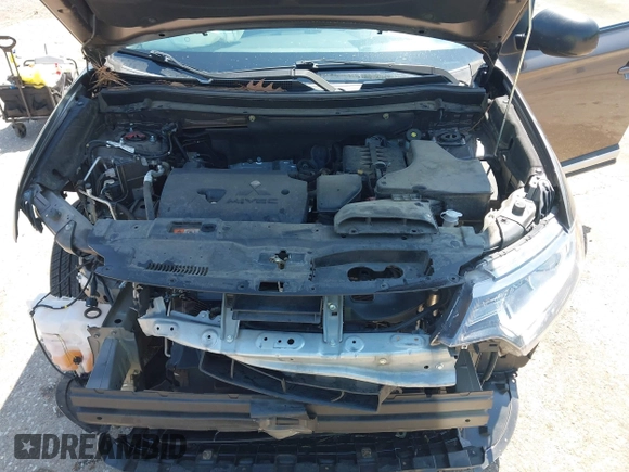 2018 Mitsubishi Outlander ES z VIN JA4AD2A39JZ071007, wystawiony jako IAAI lot #42114991 z przebiegiem 84 422 mil mil oraz . Historia ofert i sprzedaży dostępna na DreamBid. Obrazek 10.