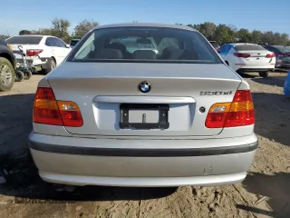 2003 BMW 3 Series 330xi z VIN WBAEW53413PG21761, wystawiony jako Copart lot #76791444 z przebiegiem 163 652 mil mil oraz Szkoda całkowita • Salvage title. Historia ofert i sprzedaży dostępna na DreamBid. Obrazek 6.