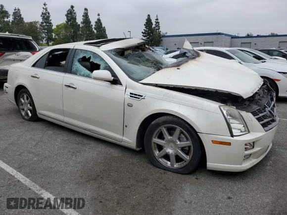 2008 Cadillac STS RWD z VIN 1G6DW67V580104809, wystawiony jako Copart lot #50779385 z przebiegiem Nie podano mil oraz Nie do naprawy • Non repairable. Historia ofert i sprzedaży dostępna na DreamBid. Obrazek 4.
