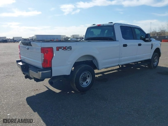 2022 Ford Super Duty F-250 SRW XL with VIN 1FT7W2B62NED79250, listed as a IAAI auction lot 41782783 with 125,933 mi miles. Bid and sale history available at carsss.com. Image 4.