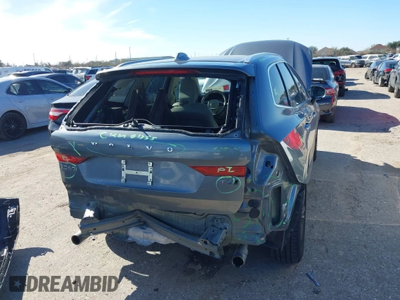 2020 Volvo XC60 Momentum with VIN YV4A22RK7L1586688, listed as a IAAI auction lot 41257331 with 38,393 mi miles and . Bid and sale history available at DreamBid. Image 6.