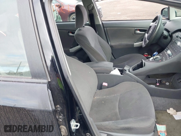 2011 Toyota Prius I with VIN JTDKN3DU2B5331127, listed as a IAAI auction lot 42139127 with 285,029 mi miles. Bid and sale history available at carsss.com. Image 5.