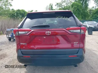 2019 Toyota RAV4 XLE with VIN JTMP1RFV2KD021348, listed as a IAAI auction lot 42198925 with 130,838 mi miles and . Bid and sale history available at DreamBid. Image 16.