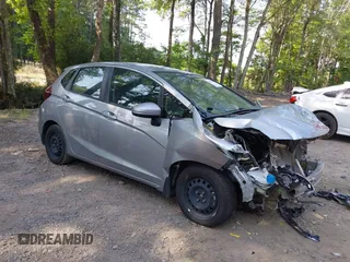 2020 Honda Fit LX z VIN 3HGGK5H47LM717334, wystawiony jako IAAI lot #42574053 z przebiegiem 81 279 mil mil oraz . Historia ofert i sprzedaży dostępna na DreamBid. Obrazek 1.
