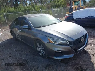 2019 Nissan Altima S with VIN 1N4BL4BV5KN307384, listed as a IAAI auction lot 41734090 with 112,173 mi miles and . Bid and sale history available at carsss.com. Image 1.