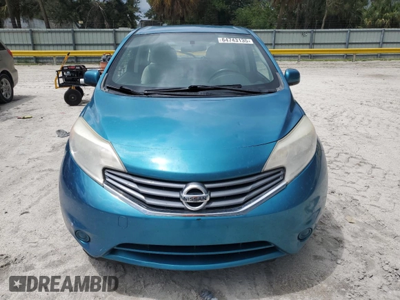 2014 Nissan Note S Plus z VIN 3N1CE2CP3EL397316, wystawiony jako Copart lot #64743135 z przebiegiem 136 912 mil mil oraz Szkoda całkowita • Salvage title. Historia ofert i sprzedaży dostępna na DreamBid. Obrazek 5.