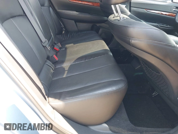 2010 Subaru Legacy Limited Moon with VIN 4S3BMCK65A3243206, listed as a IAAI auction lot 42661674 with Not provided miles and . Bid and sale history available at DreamBid. Image 8.