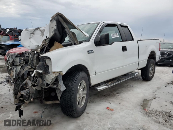 2007 Ford F-150 XLT with VIN 1FTPX14V77NA21754, listed as a Copart auction lot 88420125 with 180,597 mi miles and Salvage Title. Bid and sale history available at carsss.com. Image 1.