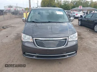 2015 Chrysler Town & Country Touring L with VIN 2C4RC1CG9FR646214, listed as a IAAI auction lot 42202486 with 184,555 mi miles and . Bid and sale history available at carsss.com. Image 6.