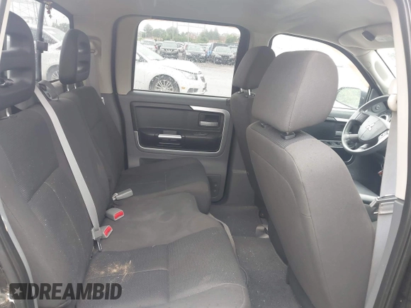 2007 Mitsubishi Raider LS z VIN 1Z7HT28K77S161721, wystawiony jako IAAI lot #42371688 z przebiegiem 130 815 mil mil oraz . Historia ofert i sprzedaży dostępna na DreamBid. Obrazek 8.