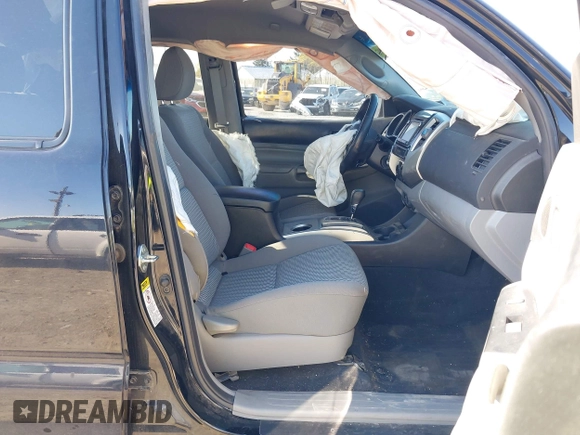 2015 Toyota Tacoma with VIN 5TFLU4EN2FX111971, listed as a IAAI auction lot 42055943 with 126,624 mi miles. Bid and sale history available at carsss.com. Image 5.