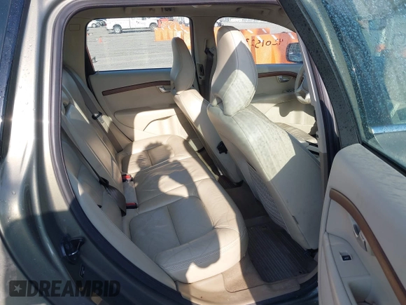 2010 Volvo XC70 3.2L with VIN YV4960BZ9A1078593, listed as a IAAI auction lot 42015234 with 242,005 mi miles and . Bid and sale history available at DreamBid. Image 8.