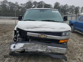 2019 Chevrolet Express Passenger LT z VIN 1GAZGPFG2K1239975, wystawiony jako Copart lot #44994455 z przebiegiem 81 202 mil mil oraz Szkoda całkowita • Salvage title. Historia ofert i sprzedaży dostępna na DreamBid. Obrazek 5.