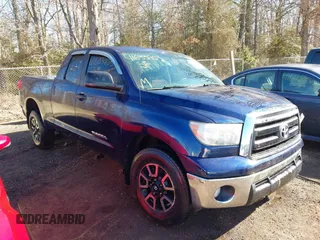 2013 Toyota Tundra 4WD Truck with VIN 5TFUM5F14DX043076, listed as a IAAI auction lot 41633905 with 157,850 mi miles. Bid and sale history available at carsss.com. Image 1.