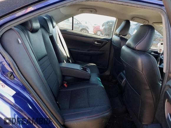 2015 Toyota Camry XLE with VIN 4T1BF1FK3FU951263, listed as a Copart auction lot 49636455 with 151,989 mi miles and Clean Title. Bid and sale history available at carsss.com. Image 10.