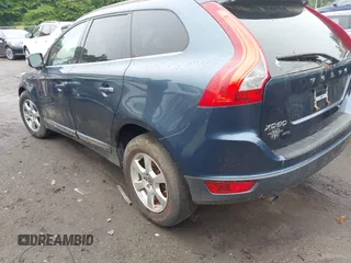 2011 Volvo XC60 3.2L z VIN YV4952DZ7B2200908, wystawiony jako IAAI lot #42473704 z przebiegiem 220 643 mil mil oraz . Historia ofert i sprzedaży dostępna na DreamBid. Obrazek 3.