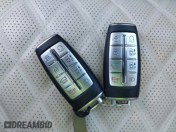 2023 Genesis GV80 z VIN KMUHCESC9PU123083, wystawiony jako IAAI lot #41166075 z przebiegiem 20 216 mil mil oraz . Historia ofert i sprzedaży dostępna na DreamBid. Obrazek 11.
