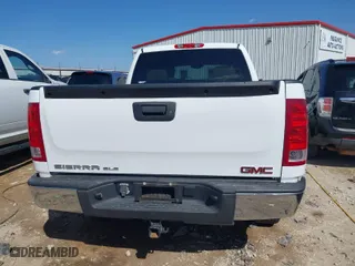 2013 GMC Sierra 1500 SLE with VIN 1GTR2VE7XDZ358423, listed as a IAAI auction lot 41727698 with 144,200 mi miles. Bid and sale history available at carsss.com. Image 17.