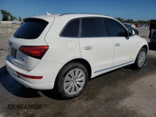 2015 Audi Q5 Hybrid Prestige with VIN WA1C8AFP5FA014053, listed as a Copart auction lot 82100654 with Not provided miles and Salvage title. Bid and sale history available at DreamBid. Image 3.