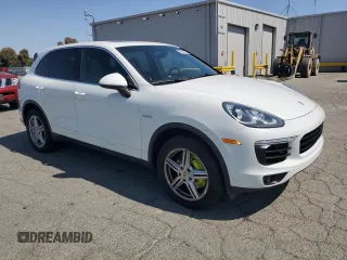2016 Porsche Cayenne S E-Hybrid with VIN WP1AE2A25GLA61353, listed as a Copart auction lot 59821105 with 98,905 mi miles and Clean title. Bid and sale history available at DreamBid. Image 4.