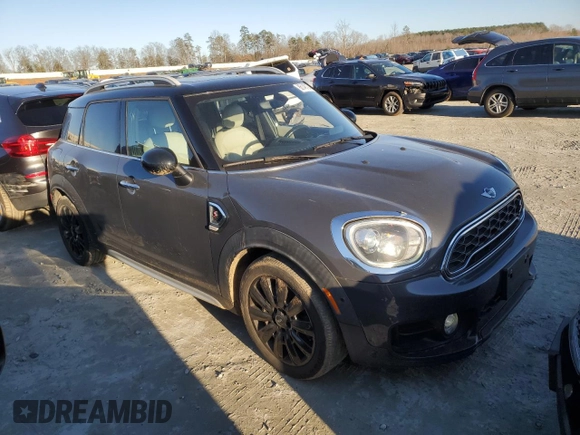 2018 MINI Countryman Cooper S with VIN WMZYT3C30J3E93344, listed as a Copart auction lot 86149194 with 89,969 mi miles and Salvage Title. Bid and sale history available at carsss.com. Image 4.