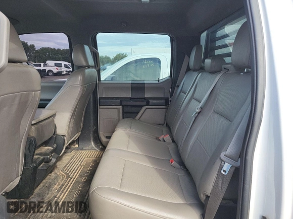 2019 Ford F-250 XL with VIN 1FT7W2B61KEG23823, listed as a IAAI auction lot 42670848 with 186,760 mi miles and . Bid and sale history available at DreamBid. Image 11.