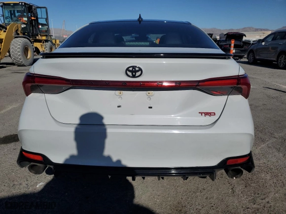 2021 Toyota Avalon TRD with VIN 4T1FZ1FB1MU061172, listed as a Copart auction lot 81058844 with 61,776 mi miles and Salvage Title. Bid and sale history available at carsss.com. Image 6.