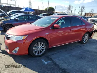 2012 Toyota Camry XLE z VIN 4T1BD1FK7CU006057, wystawiony jako Copart lot #48212785 z przebiegiem 179 137 mil mil oraz Szkoda całkowita • Salvage title. Historia ofert i sprzedaży dostępna na DreamBid. Obrazek 1.