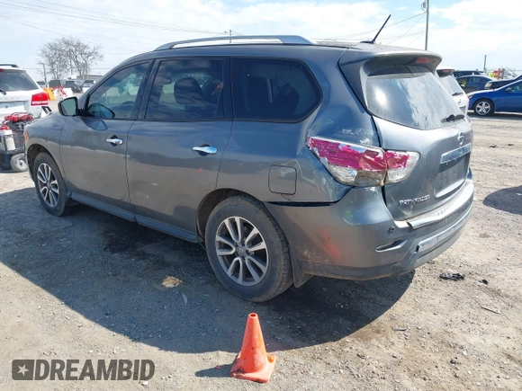 2015 Nissan Pathfinder S with VIN 5N1AR2MN7FC633528, listed as a IAAI auction lot 41905726 with 159,525 mi miles and . Bid and sale history available at DreamBid. Image 3.
