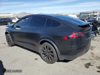 2020 Tesla Model X Long Range with VIN 5YJXCAE23LF285949, listed as a Copart auction lot 43324583 with 33,881 mi miles. Bid and sale history available at carsss.com. Image 2.