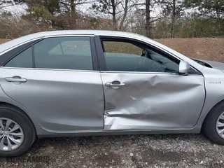 2015 Toyota Camry Hybrid LE with VIN 4T1BD1FK9FU161942, listed as a IAAI auction lot 41880622 with 216,632 mi miles. Bid and sale history available at carsss.com. Image 13.