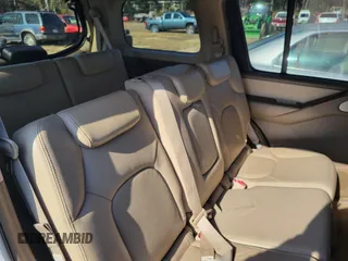 2006 Nissan Pathfinder SE z VIN 5N1AR18U46C627598, wystawiony jako IAAI lot #41527404 z przebiegiem 124 763 mil mil oraz . Historia ofert i sprzedaży dostępna na DreamBid. Obrazek 8.