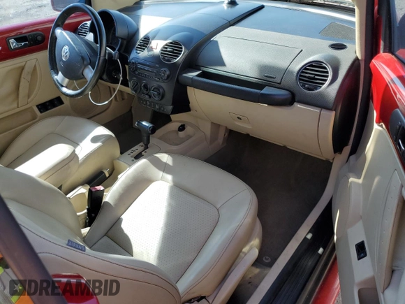 2008 Volkswagen Beetle SE with VIN 3VWRF31YX8M409057, listed as a Copart auction lot 64021115 with 137,841 mi miles and Salvage title. Bid and sale history available at DreamBid. Image 8.