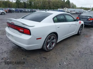 2014 Dodge Charger SXT z VIN 2C3CDXHG9EH162406, wystawiony jako IAAI lot #42159901 z przebiegiem 139 138 mil mil oraz . Historia ofert i sprzedaży dostępna na DreamBid. Obrazek 4.
