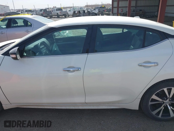 2018 Nissan Maxima SL z VIN 1N4AA6AP6JC366308, wystawiony jako IAAI lot #41823787 z przebiegiem 94 020 mil mil oraz . Historia ofert i sprzedaży dostępna na DreamBid. Obrazek 14.