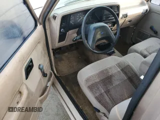 1992 Ford Ranger with VIN 1FTCR10A6NTA80105, listed as a Copart auction lot 86170424 with 12,125 mi miles and Non Repairable. Bid and sale history available at carsss.com. Image 8.