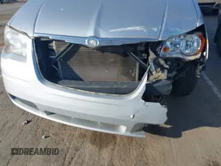 2010 Chrysler Town & Country Touring with VIN 2A4RR5D19AR202169, listed as a IAAI auction lot 42123581 with 183,000 mi miles and . Bid and sale history available at DreamBid. Image 6.