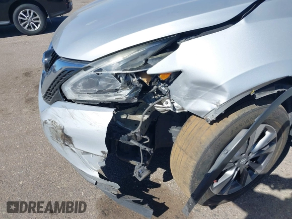 2018 Nissan Murano S with VIN 5N1AZ2MG2JN135283, listed as a IAAI auction lot 41707260 with 137,732 mi miles and . Bid and sale history available at DreamBid. Image 6.