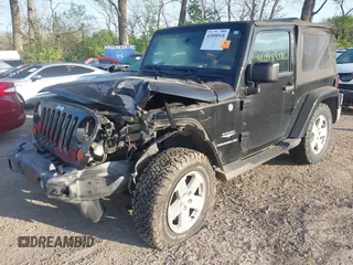 2007 Jeep Wrangler Sahara with VIN 1J4FA54167L204991, listed as a IAAI auction lot 42098918 with 236,845 mi miles and . Bid and sale history available at DreamBid. Image 6.
