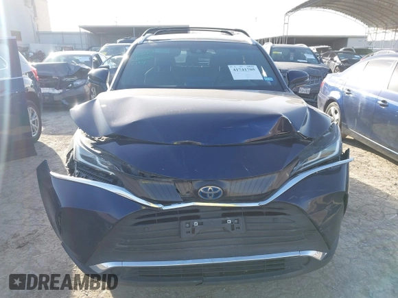 2021 Toyota Venza LE with VIN JTEAAAAH3MJ005992, listed as a IAAI auction lot 41741705 with 131,342 mi miles. Bid and sale history available at carsss.com. Image 12.