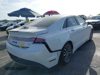 2017 Lincoln MKZ Hybrid Premiere с VIN 3LN6L5KU1HR631619, выставлен на аукционе IAAI как лот 39746492 с пробегом Не указан миль и . История ставок и продаж доступна на DreamBid. Изображение 12.