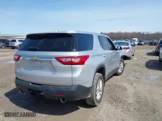 2018 Chevrolet Traverse LS with VIN 1GNERFKW7JJ107758, listed as a IAAI auction lot 41948191 with 91,032 mi miles. Bid and sale history available at carsss.com. Image 4.