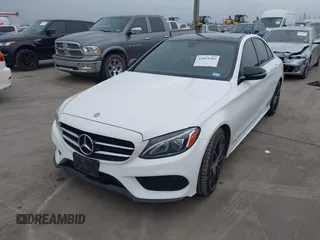 2017 Mercedes-Benz C 300 с VIN 55SWF4JB6HU183934, выставлен на аукционе IAAI как лот 42093303 с пробегом 120 000 миль миль и . История ставок и продаж доступна на DreamBid. Изображение 2.
