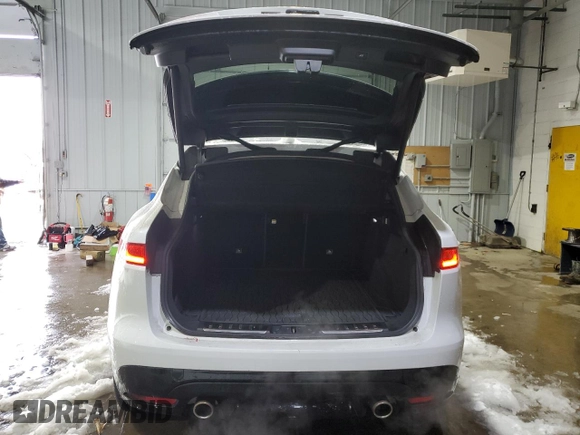 2019 Jaguar F-Pace S with VIN SADCM2FV4KA369008, listed as a Copart auction lot 43822355 with 45,408 mi miles and Salvage Title. Bid and sale history available at DreamBid. Image 6.