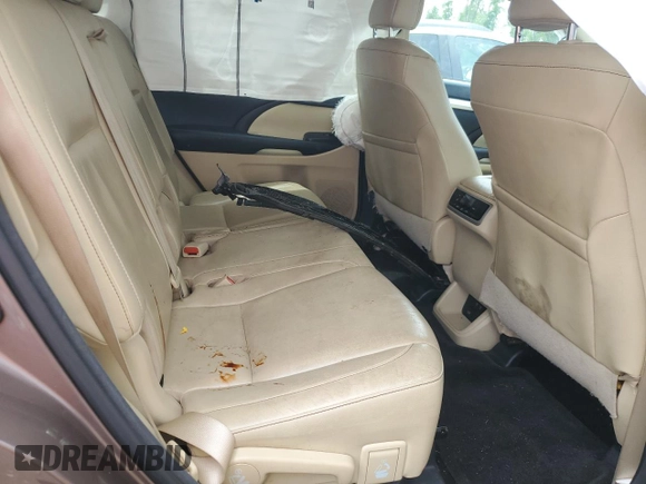 2017 Toyota Highlander XLE with VIN 5TDJZRFH6HS398965, listed as a Copart auction lot 59019535 with Not provided miles and Salvage title. Bid and sale history available at DreamBid. Image 10.